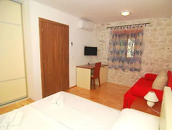 Guest house And Marino 3*